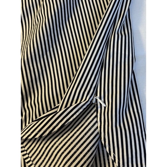 TALBOTS Piped Poplin Tunic Women Large B/W Striped LS Boat Neck Top Nautical - Picture 8 of 12